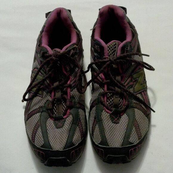 𝅺NEW BALANCE lace up sneakers size 7 - Picture 2 of 9